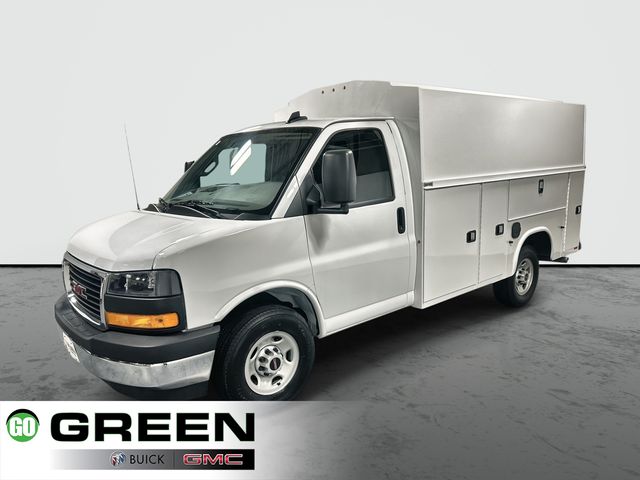 2025 GMC Savana 3500 Work Van